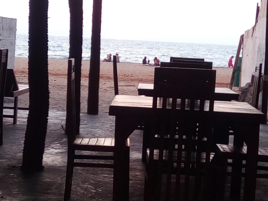 The Sea House Hotel Kudapaduwa Exterior foto