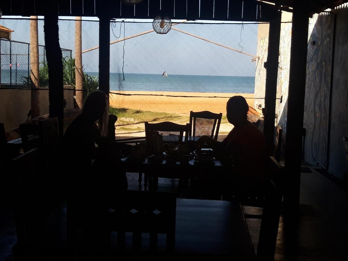 The Sea House Hotel Kudapaduwa Exterior foto